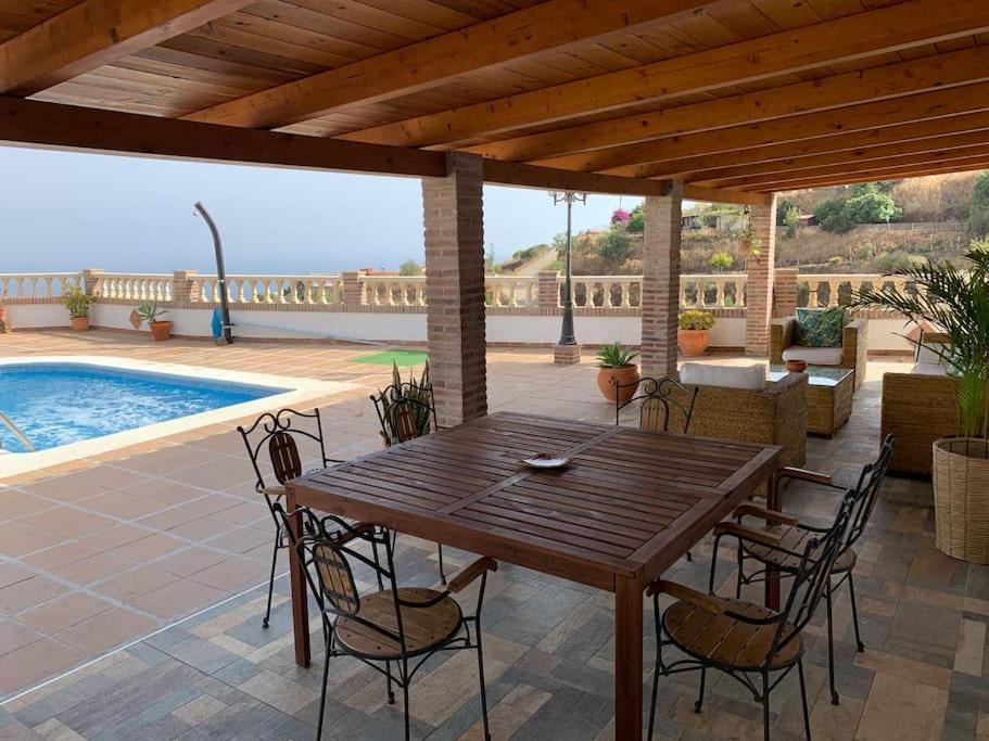 Calabasas Villa