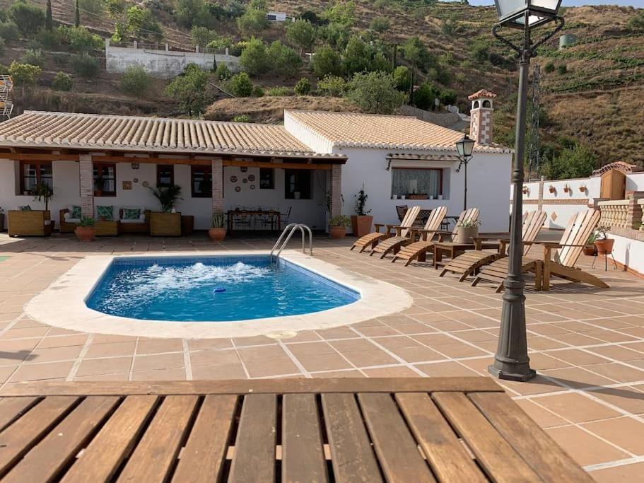 Calabasas Villa *
